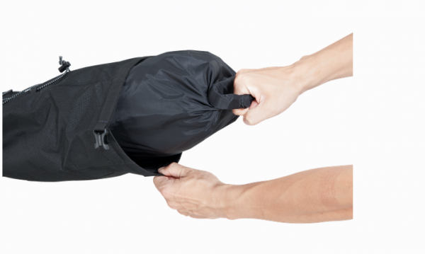 Topeak Backloader Tasche Grün - 10 Liter 5 Topeak Backloader Tasche Grün - 10 Liter – Bild 3